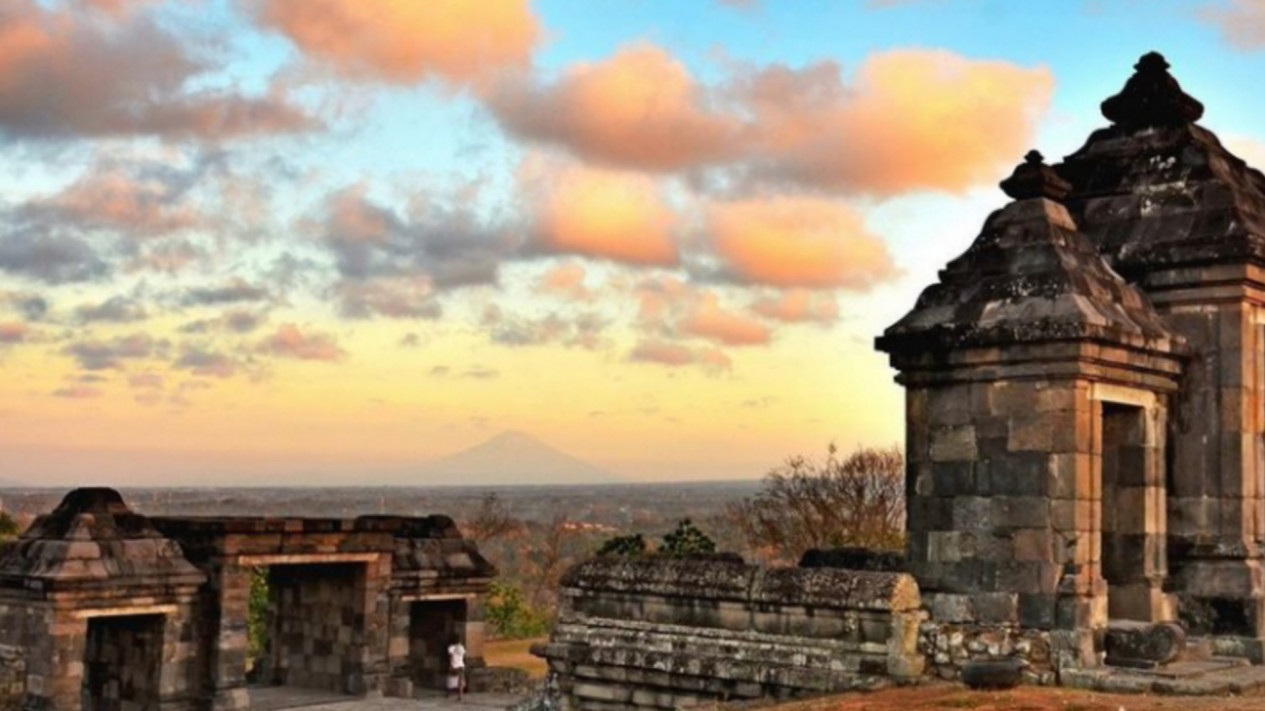 Pesona Candi Ratu Boko